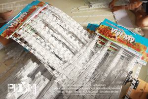 Hanger dây nhựa treo snack quảng cáo Việt Mỹ