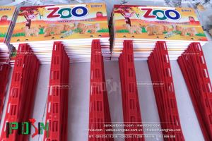 Sản xuất hanger treo snack, hanger dây nhựa treo snack Zoo